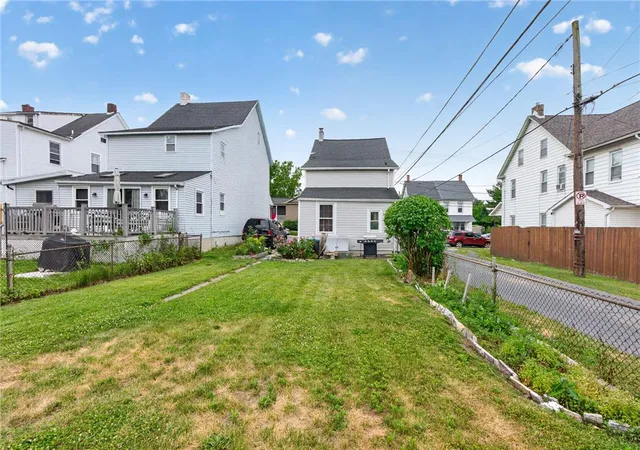 Homes for sale in Bethlehem City, PA | 21 E Ettwein St, Bethlehem City, PA 18018 | MLS# 779419