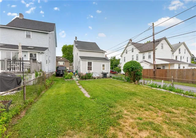 Homes for sale in Bethlehem City, PA | 21 E Ettwein St, Bethlehem City, PA 18018 | MLS# 779419
