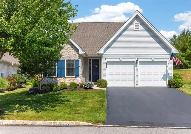 1st image of 162 Glenmoor Cir N, Easton, PA 18045 | MLS# 779490