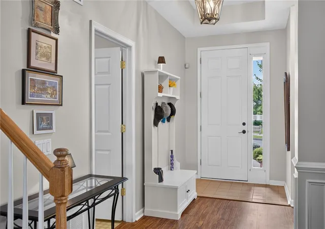 3rd image of 162 Glenmoor Cir N, Easton, PA 18045 | MLS# 779490
