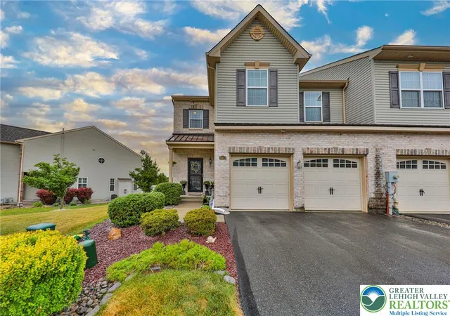 Homes for sale in Lower Nazareth Twp, PA | 4442 Elmwood Dr, Lower Nazareth Twp, PA 18064 | MLS# 779546