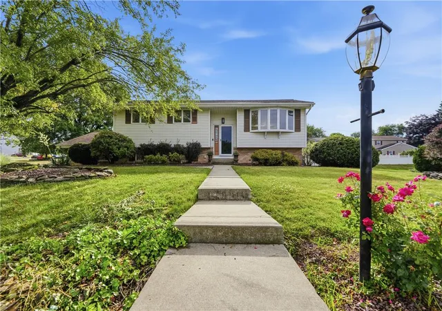 Photo 3 of Sale Pending at 32 Robert Dr, Allentown, PA 18104 | MLS# 779620 | Listing updated on 2026-07-02
