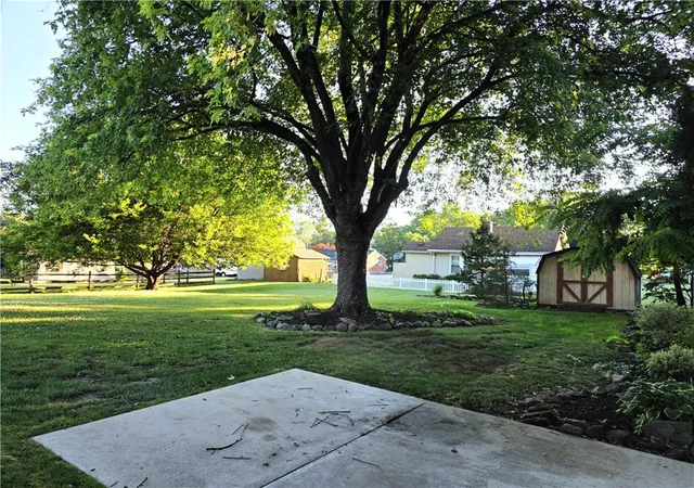 5th image of 325 Delong, Emmaus Boro, PA 18049 | MLS# 779634