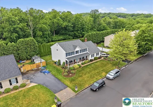 Homes for sale in Upper Nazareth Twp, PA | 2011 Fieldview Dr, Upper Nazareth Twp, PA 18064 | MLS# 779580