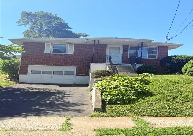 2nd image of 2206 3rd St, Easton, PA 18042 | MLS# 779496