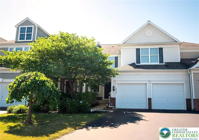 Homes for sale in Upper Macungie Twp, PA | 8608 Mayfair Ct, Upper Macungie Twp, PA 18031 | MLS# 779658
