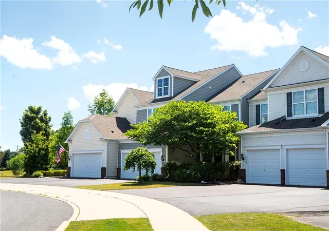 Homes for sale in Upper Macungie Twp, PA | 8608 Mayfair Ct, Upper Macungie Twp, PA 18031 | MLS# 779658