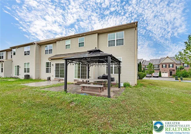 2nd image of 233 Snapdragon Wy, Allentown, PA 18104 | MLS# 778776