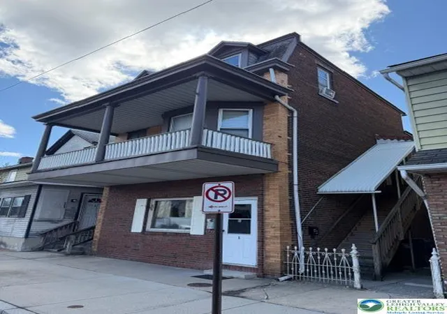 Photo 2 of Multi family home for sale at 251 Main St, Slatington, PA 18080 | MLS# 779676 | Listing updated on 2026-06-25