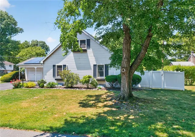 4th image of 1319 Warba Dr, Allentown, PA 18104 | MLS# 779697