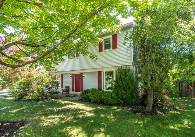 Homes for sale in Trumbauersville Boro, PA | 101 Chestnut Dr, Trumbauersville Boro, PA 18951 | MLS# 779702