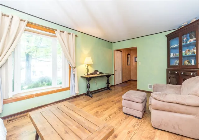 Homes for sale in Trumbauersville Boro, PA | 101 Chestnut Dr, Trumbauersville Boro, PA 18951 | MLS# 779702