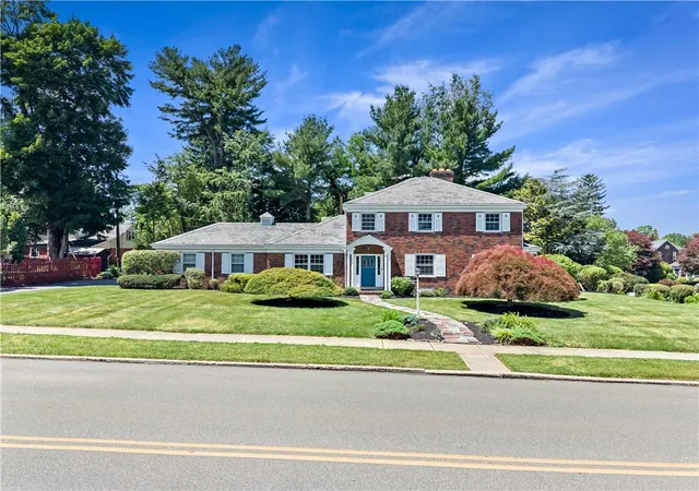 Photo 35 of Single family home for sale at 308 S Ott St, Allentown, PA 18104 | MLS# 779709 | Listing updated on 2026-07-30