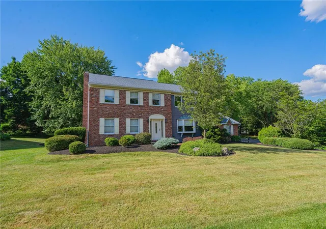 Homes for sale in Upper Macungie Twp, PA | 1717 Laurel Ln, Upper Macungie Twp, PA 18069 | MLS# 779657