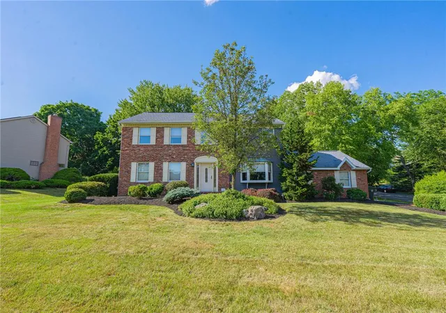 Homes for sale in Upper Macungie Twp, PA | 1717 Laurel Ln, Upper Macungie Twp, PA 18069 | MLS# 779657