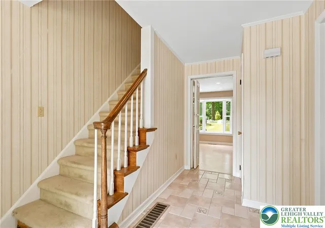 Photo 4 of Sale Pending at 613 E Macada Rd, Bethlehem, PA 18017 | MLS# 779347 | Listing updated on 2026-07-13