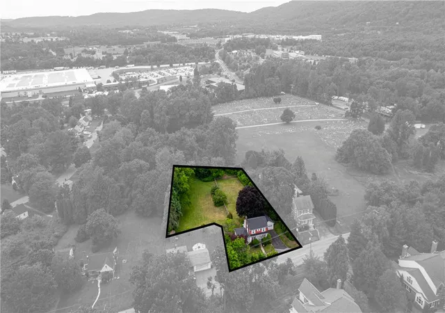 Photo 4 of Sale Pending at 4698 Old Bethlehem Pike, Bethlehem, PA 18015 | MLS# 779472 | Listing updated on 2026-07-04