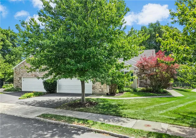 Photo 3 of Sale Pending at 1871 Caryn, Hellertown, PA 18055 | MLS# 779550 | Listing updated on 2026-07-14