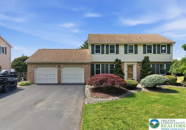 Homes for sale in Bethlehem Twp, PA | 3547 Hecktown Rd, Bethlehem Twp, PA 18020 | MLS# 779530