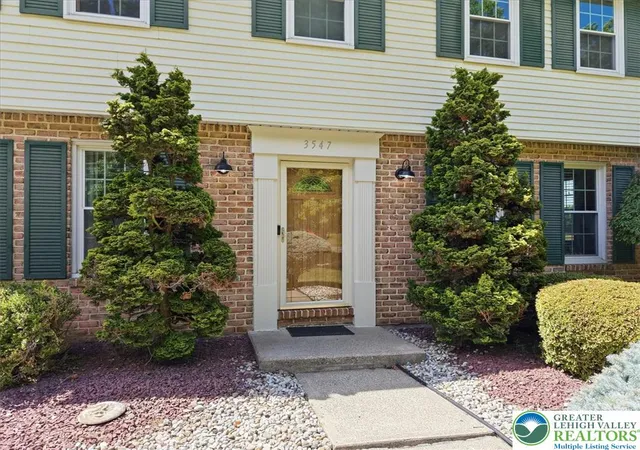 Homes for sale in Bethlehem Twp, PA | 3547 Hecktown Rd, Bethlehem Twp, PA 18020 | MLS# 779530