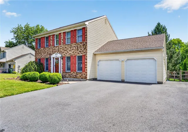 Homes for sale in Nazareth Boro, PA | 175 E Beil Ave, Nazareth Boro, PA 18064 | MLS# 779641