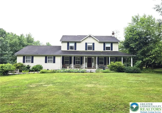 Homes for sale in Upper Mt Bethel Twp, PA | 477 Quiet Valley Rd, Upper Mt Bethel Twp, PA 18343 | MLS# 779156