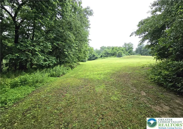 Homes for sale in Upper Mt Bethel Twp, PA | 477 Quiet Valley Rd, Upper Mt Bethel Twp, PA 18343 | MLS# 779156