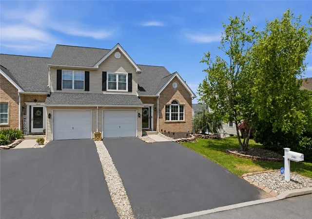 Homes for sale in North Whitehall Twp, PA | 2341 Juniper Dr, North Whitehall Twp, PA 18037 | MLS# 779523