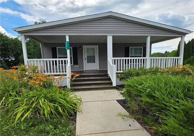 2nd image of 4202 Silver Fox Ct, Orefield, PA 18069 | MLS# 779227