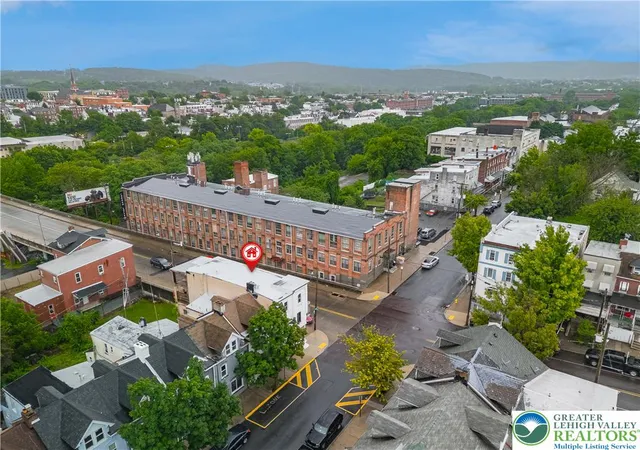 31st image of 701 N Jordan St, Allentown, PA 18102 | MLS# 779785
