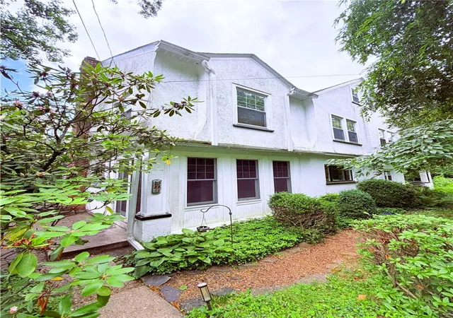 1st image of 377 Shawnee Dr, Easton, PA 18042 | MLS# 779789