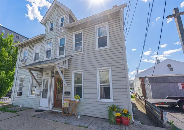 Homes for sale in Bethlehem City, PA | 1335 Center St, Bethlehem City, PA 18018 | MLS# 778588
