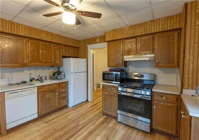 Homes for sale in Coplay Boro, PA | 6 S 4th St, Coplay Boro, PA 18037 | MLS# 779798