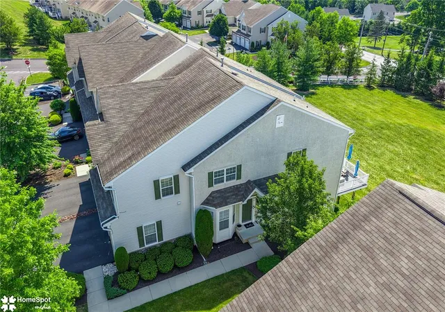 3rd image of 4092 Yorktown Rd, Coopersburg, PA 18036 | MLS# 779812