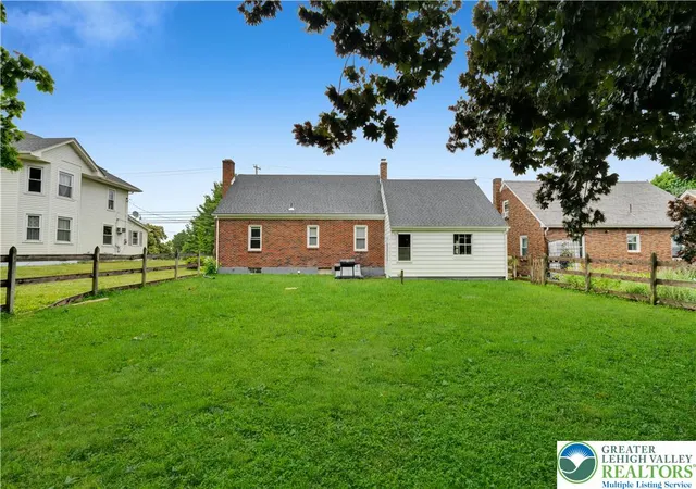 Photo 4 of Single family home for sale at 5140 Route 873, Schnecksville, PA 18078 | MLS# 779699 | Listing updated on 2026-06-28