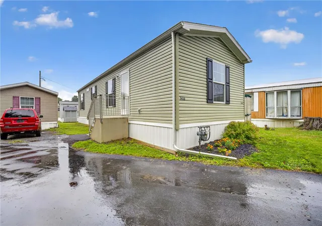 Homes for sale in Upper Macungie Twp, PA | 7458 Continental Cir, Upper Macungie Twp, PA 18087 | MLS# 779818