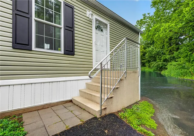 3rd image of 7458 Continental Cir, Upper Macungie Twp, PA 18087 | MLS# 779818