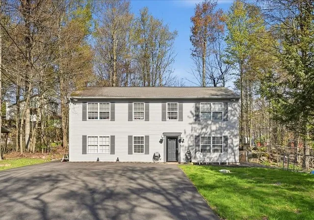Homes for sale in Coolbaugh Twp, PA | 2731 Bonnyview Ln, Coolbaugh Twp, PA 18466 | MLS# 779838