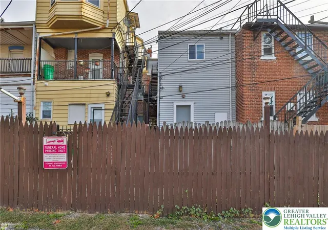 49th image of 22 S 13th St, Allentown, PA 18102 | MLS# 779543