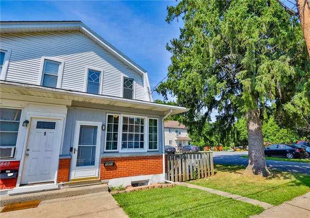 2nd image of 1851 W Market St, Bethlehem, PA 18018 | MLS# 779813