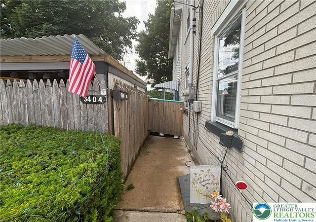 Homes for sale in Whitehall Twp, PA | 3404 N Ruch St, Whitehall Twp, PA 18052 | MLS# 779891