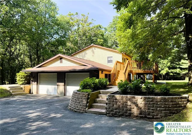 Homes for sale in East Penn Twp, PA | 525 Pinewood Rd, East Penn Twp, PA 18235 | MLS# 779770