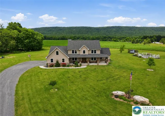 2nd image of 1203 Cottonwood Rd, Lehigh Twp, PA 18038 | MLS# 779824