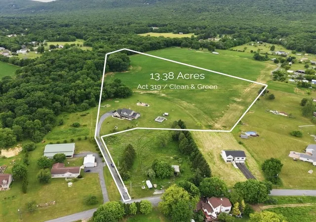 4th image of 1203 Cottonwood Rd, Lehigh Twp, PA 18038 | MLS# 779824