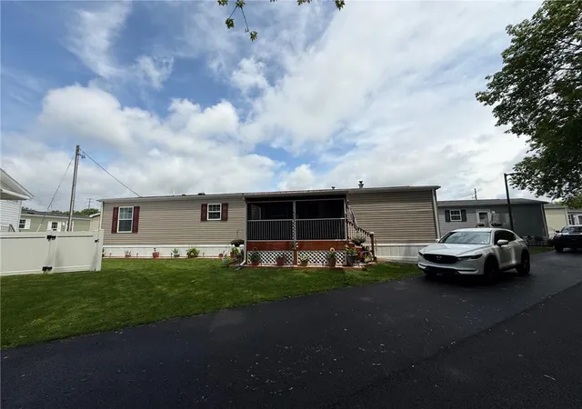Homes for sale in Upper Macungie Twp, PA | 7468 Continental Cir, Upper Macungie Twp, PA 18087 | MLS# 779898