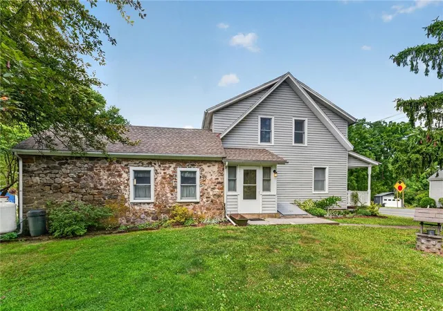 Homes for sale in Upper Saucon Twp, PA | 7072 Passer, Upper Saucon Twp, PA 18036 | MLS# 779895