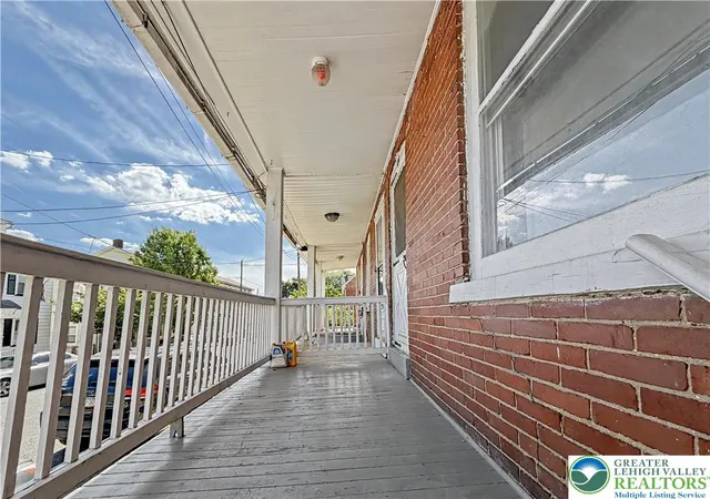 Homes for sale in Bethlehem City, PA | 72 W Ettwein St, Bethlehem City, PA 18018 | MLS# 779168