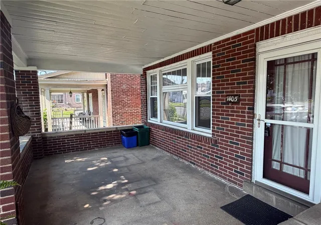 Homes for sale in Bethlehem City, PA | 1403 Linden St, Bethlehem City, PA 18018 | MLS# 779906
