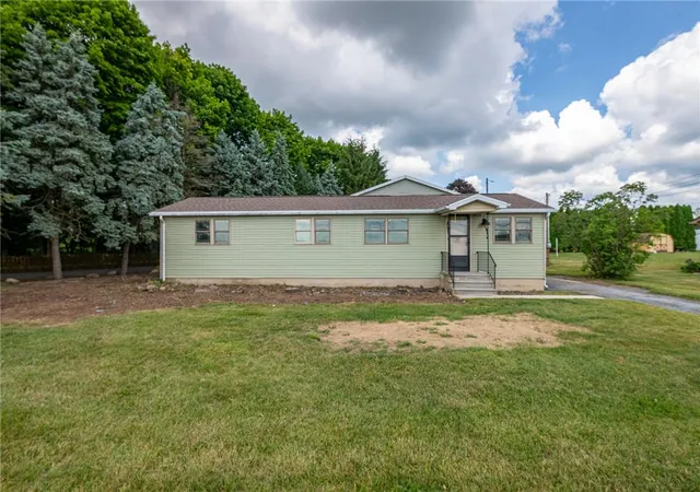 Homes for sale in Heidelberg Twp, PA | 5861 Memorial Rd, Heidelberg Twp, PA 18053 | MLS# 779938