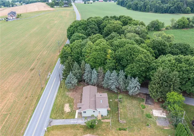 Homes for sale in Heidelberg Twp, PA | 5861 Memorial Rd, Heidelberg Twp, PA 18053 | MLS# 779938